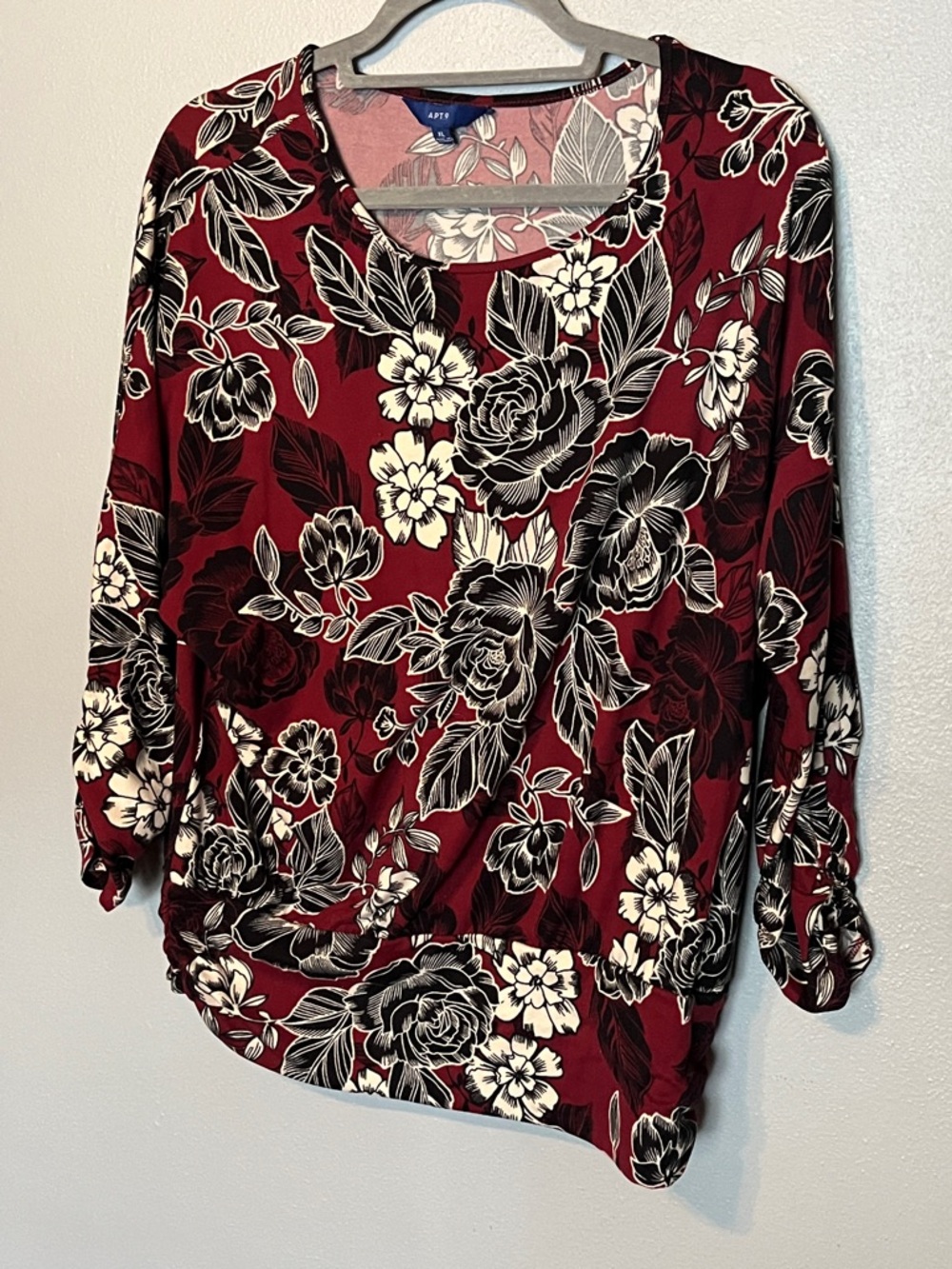 Apt. 9 Burgundy Floral Scoop Neck Tunic